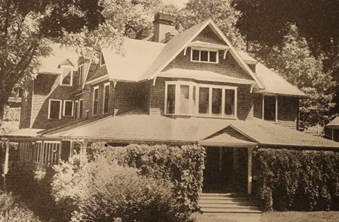 Historic photograph of the Vine Cottage Inn